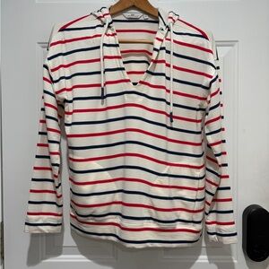 Vineyard Vines Women’s Red & Blue Striped V-neck, Light Weight, Oversized XS